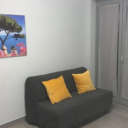 Aa Residence - Free Private Parking Sarno Exterior photo