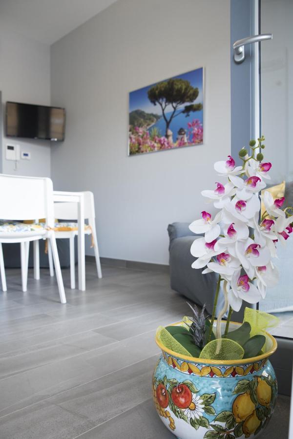 Aa Residence - Free Private Parking Sarno Exterior photo